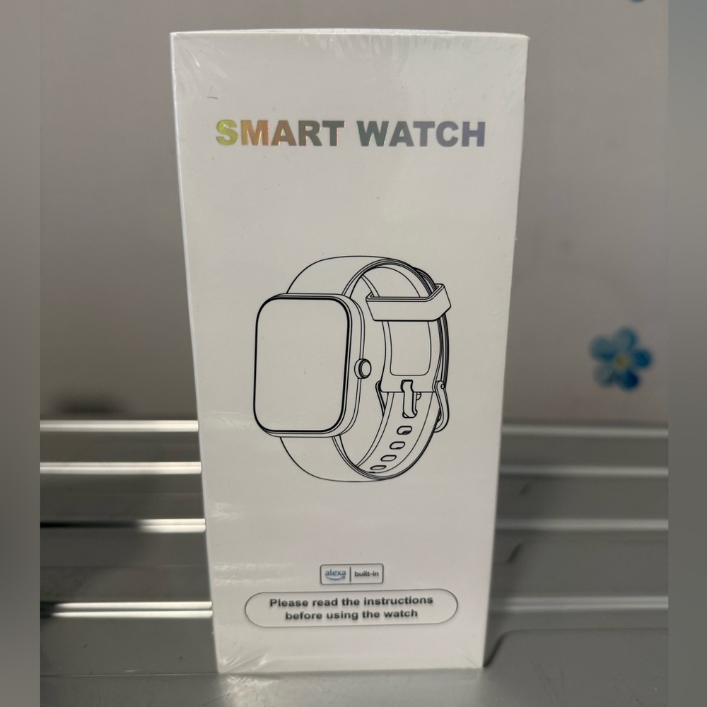 Smartwatch for men and women with Alexa built-in, fitness tracker - Picture 2 of 8